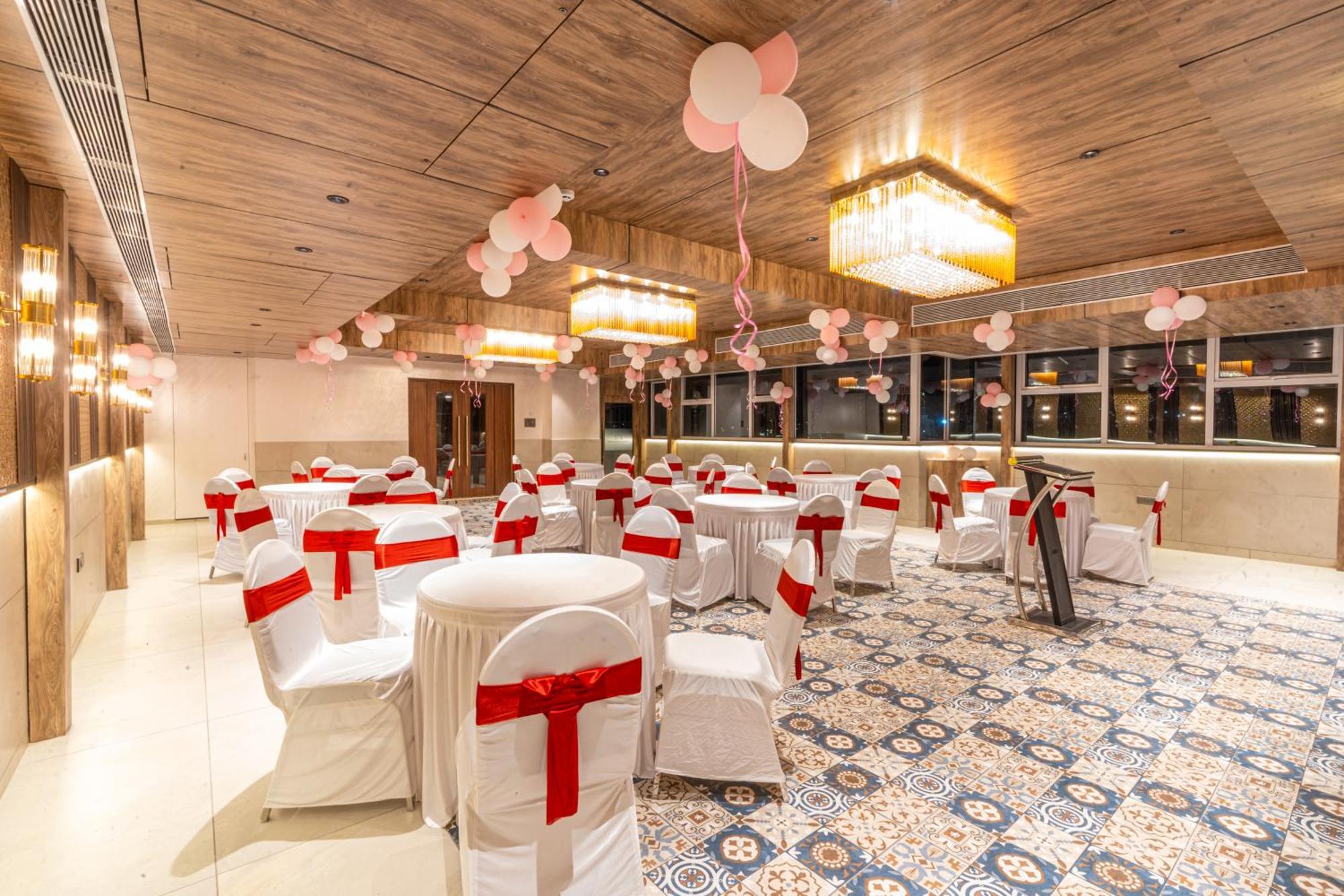 Treebo Premium Heritage Grand -Majiwada ธาเน ภายนอก รูปภาพ